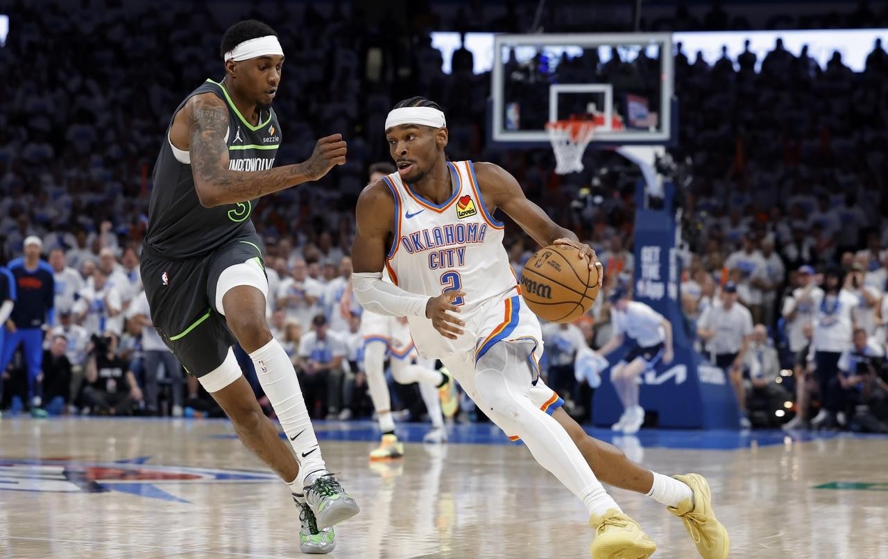 集结日俄克拉荷马雷霆队长鼓劲：足总杯节点到来，媒体盛赞，医务组通报恢复的简单介绍