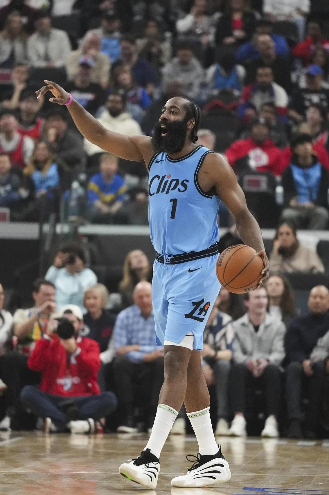 关于哈登连续七场比赛得分超过回归赛场，TL挑战极限！的信息