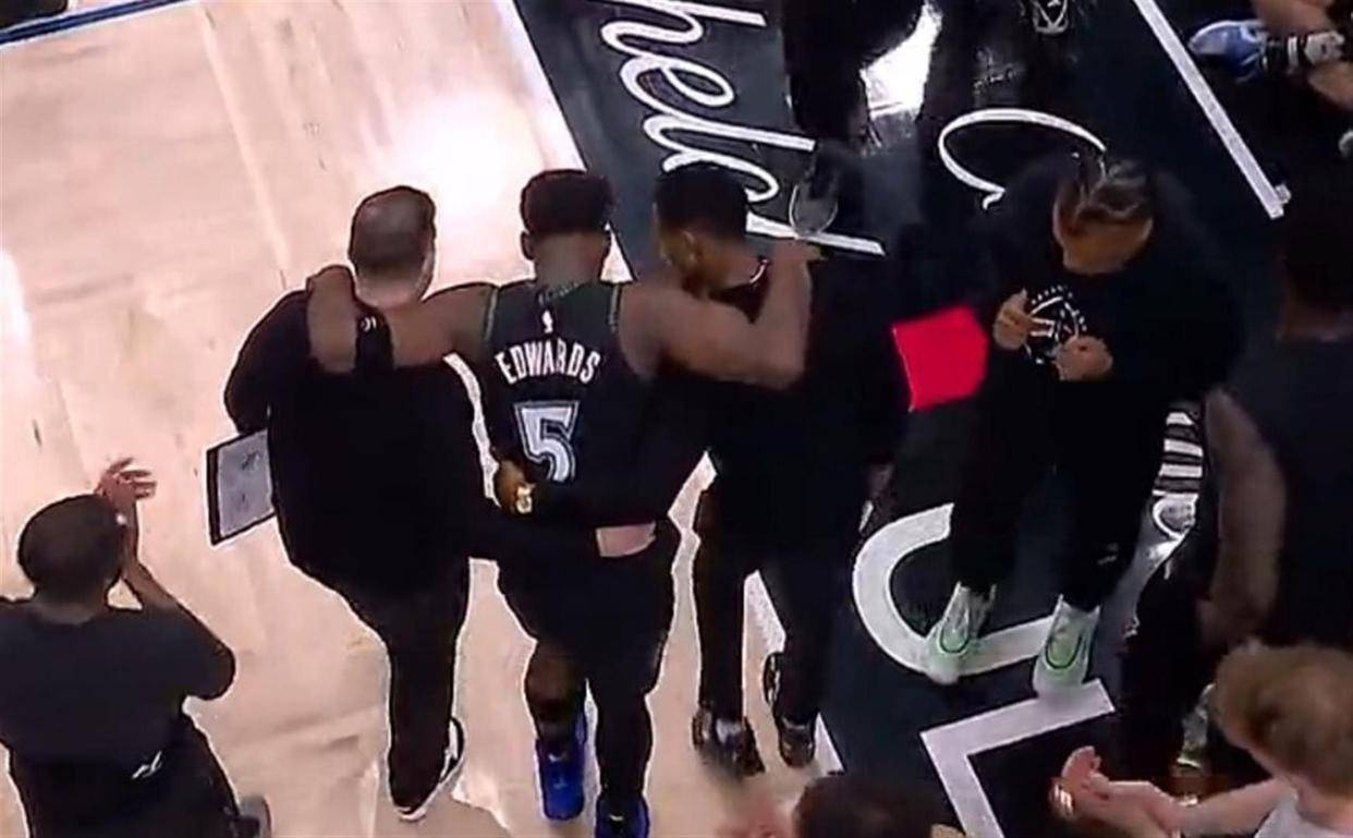 关于风云突变洛杉矶湖人国际比赛日战术微调山东男篮外线爆发备战NBA常规赛，JackeyLove新星夺冠表现惊艳都惊呆了的信息